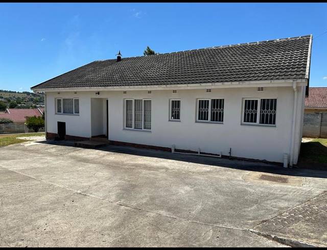 4 BEDROOM HOUSE FOR SALE IN SIDWADWA